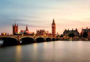 British Weather Obsession: Why the Nation Constantly Talks About the Weather as National Small Talk